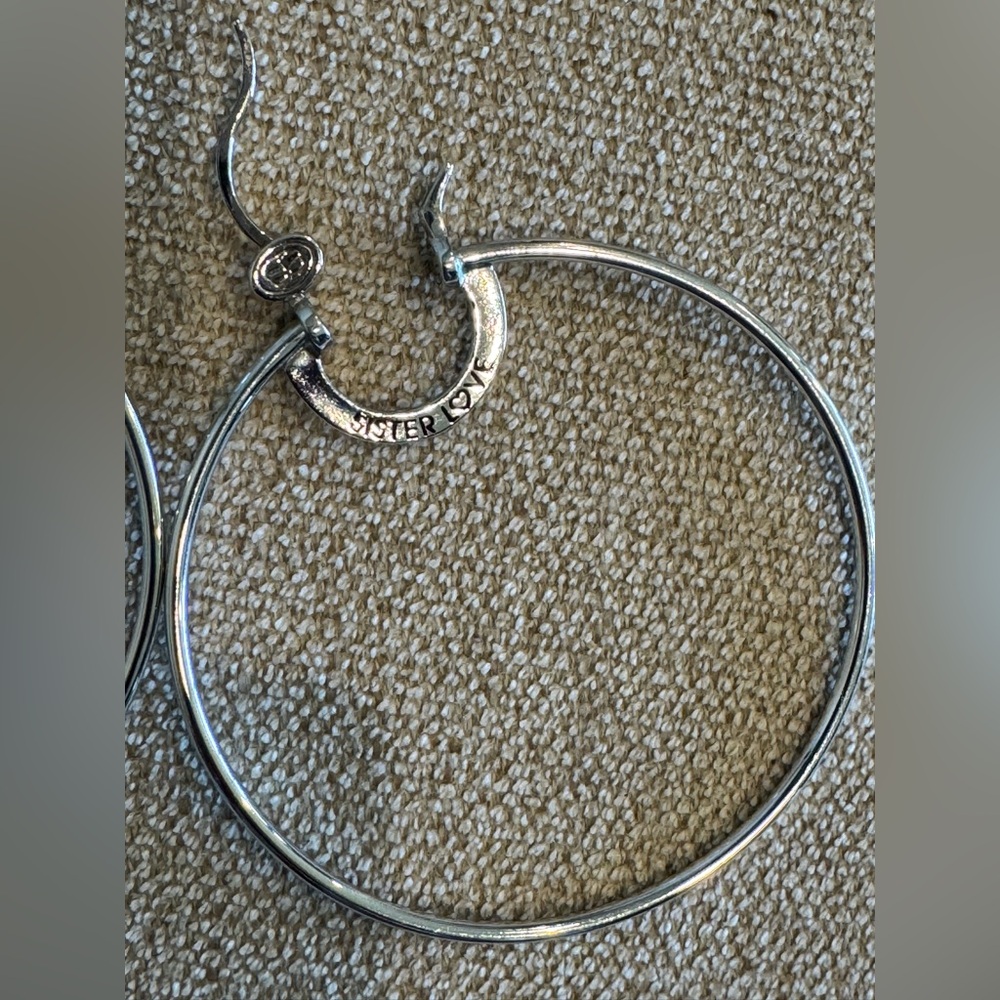 Simone I. Smith - Sister Love Princess Hoops Large Silver - Picture 7 of 9